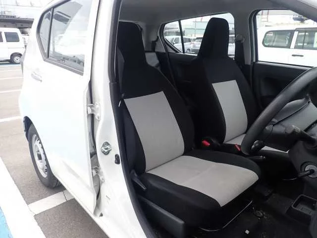 Daihatsu Mira e:S LA350S 2020